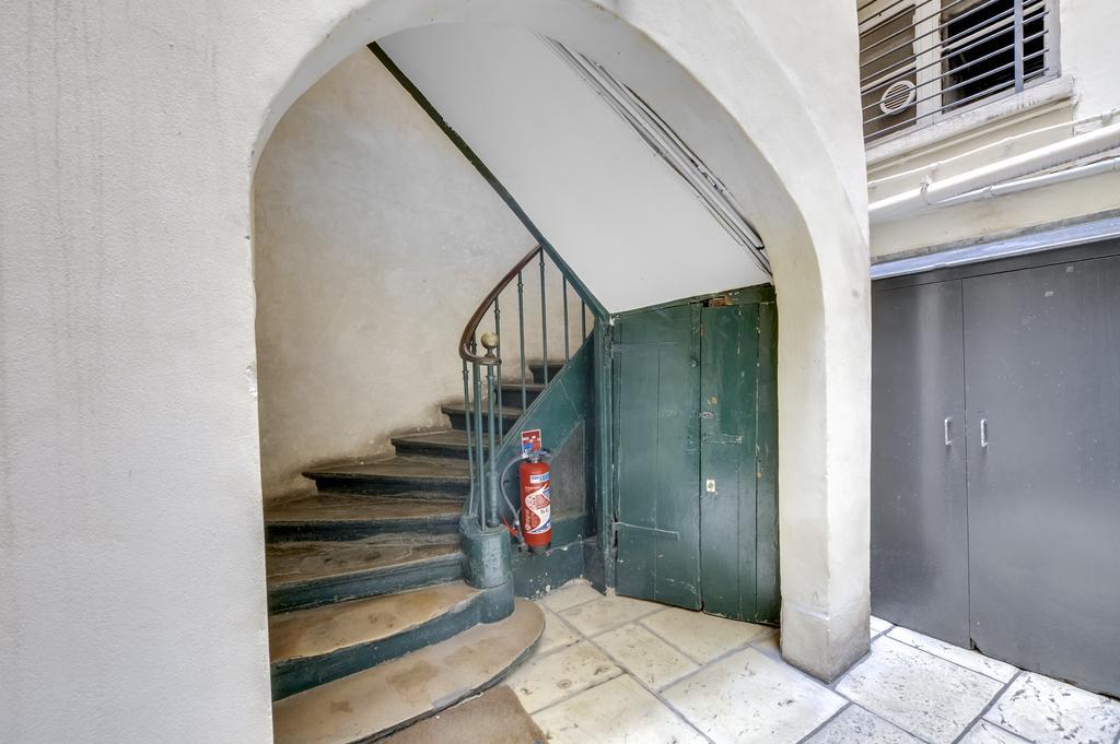 Louvre Tuileries Id257 Apartment Париж Екстериор снимка